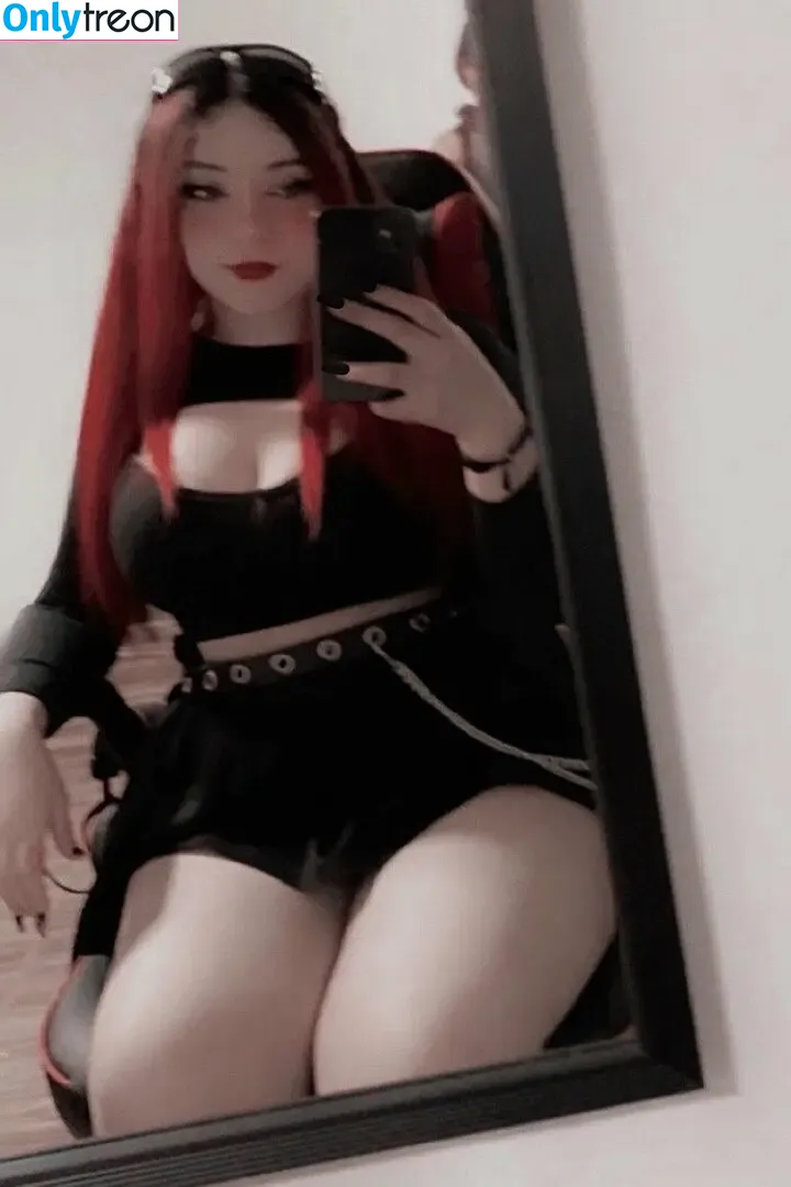 Feezius nude photo #0003 (feezius_)
