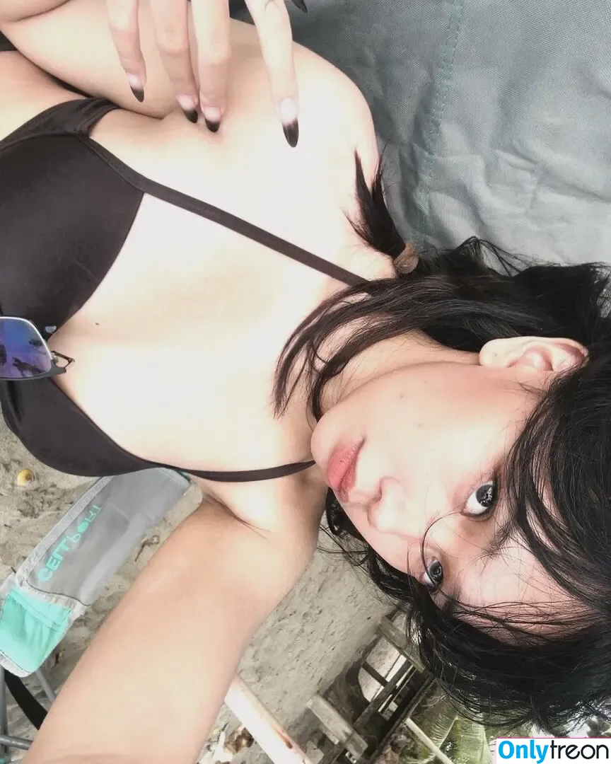 Feiyuu nude photo #0029 (Fei / Feiyuu__)