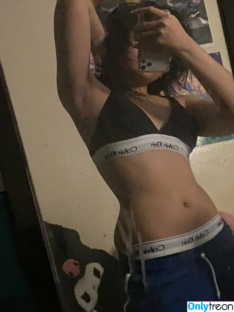 Feiyuu nude photo #0051 (Fei / Feiyuu__)