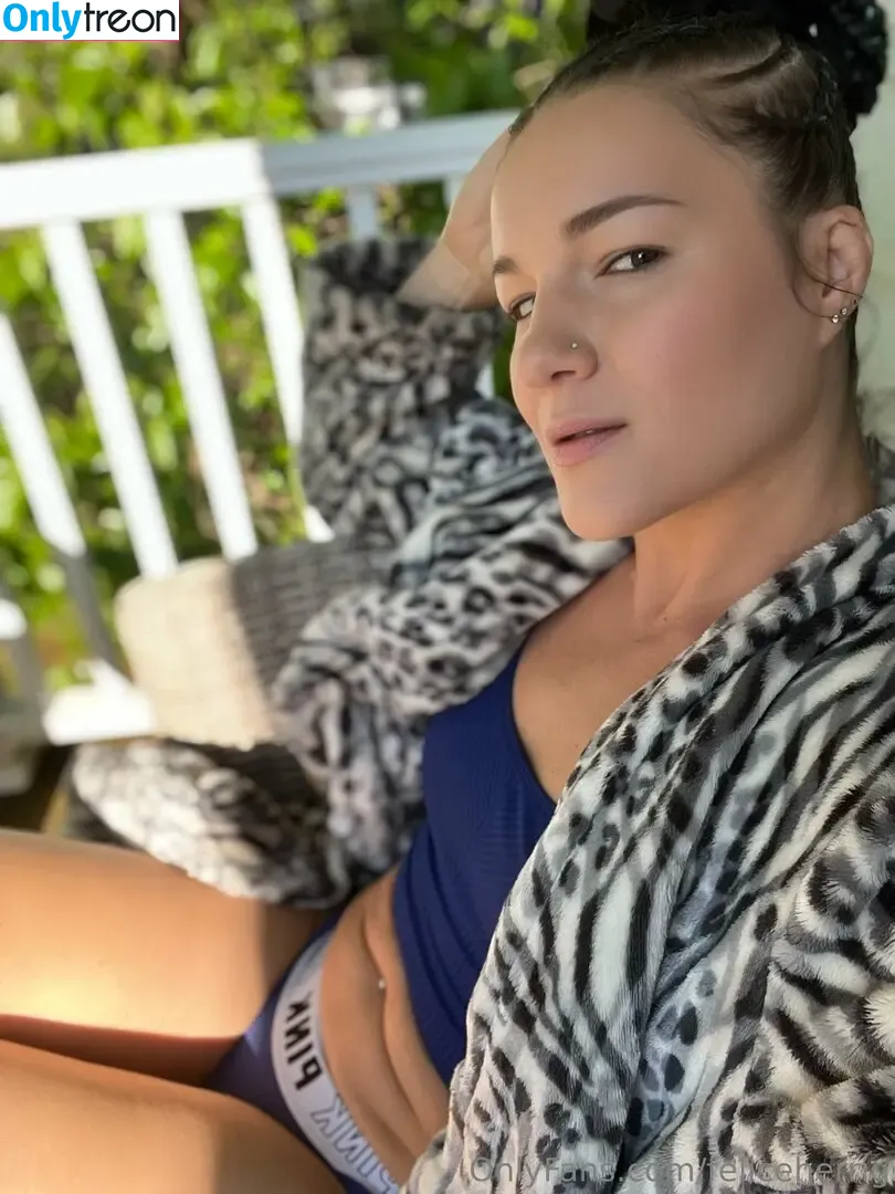feliceherrig nude photo #0100 (feliceherrig)