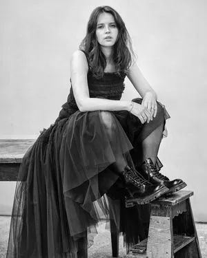 Felicity Jones / felicity.jones nude photo #0006