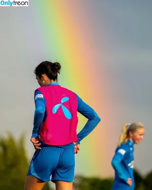 Female Football / girlsontheball / soccer players nude photo #0318