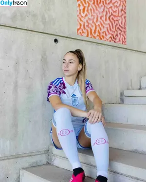 Female Football / girlsontheball / soccer players nude photo #0340