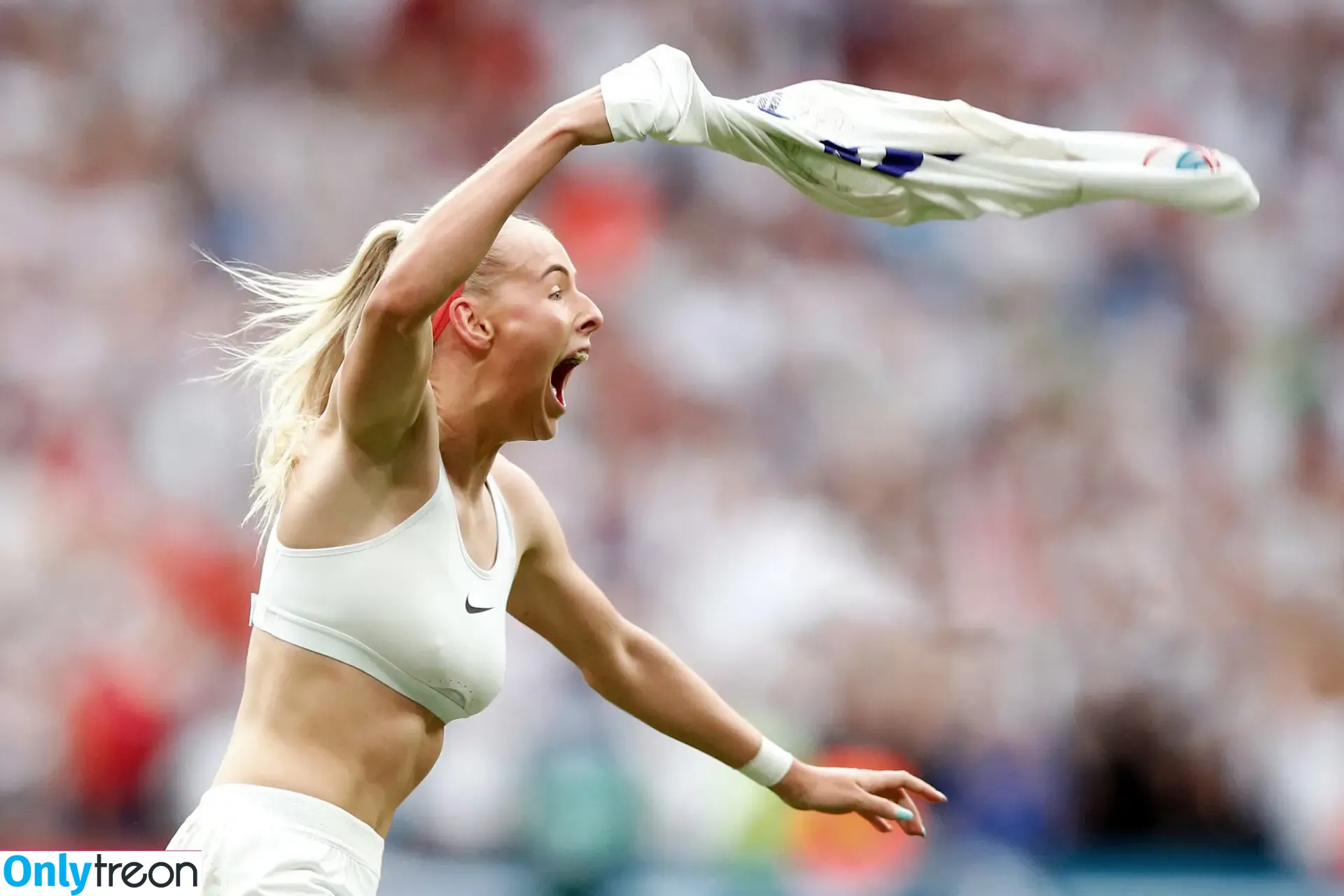 Female Football nude photo #0436 (girlsontheball / soccer players)