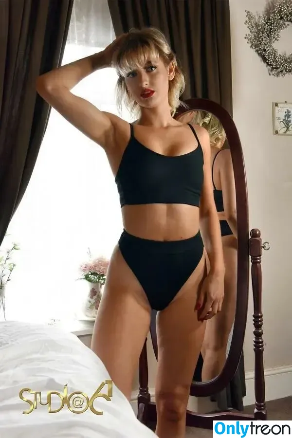 Fern Alexandra nude photo #0039 (fernpositive / thatgirhitsdifferent)