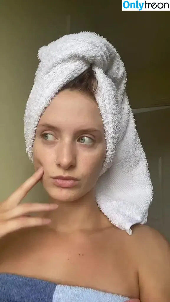 Fern Alexandra nude photo #0056 (fernpositive / thatgirhitsdifferent)