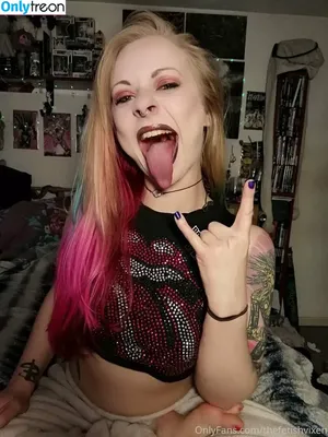Fetish Vixen / Mhysa / fetishvixen / mhysagoddess nude photo #0175