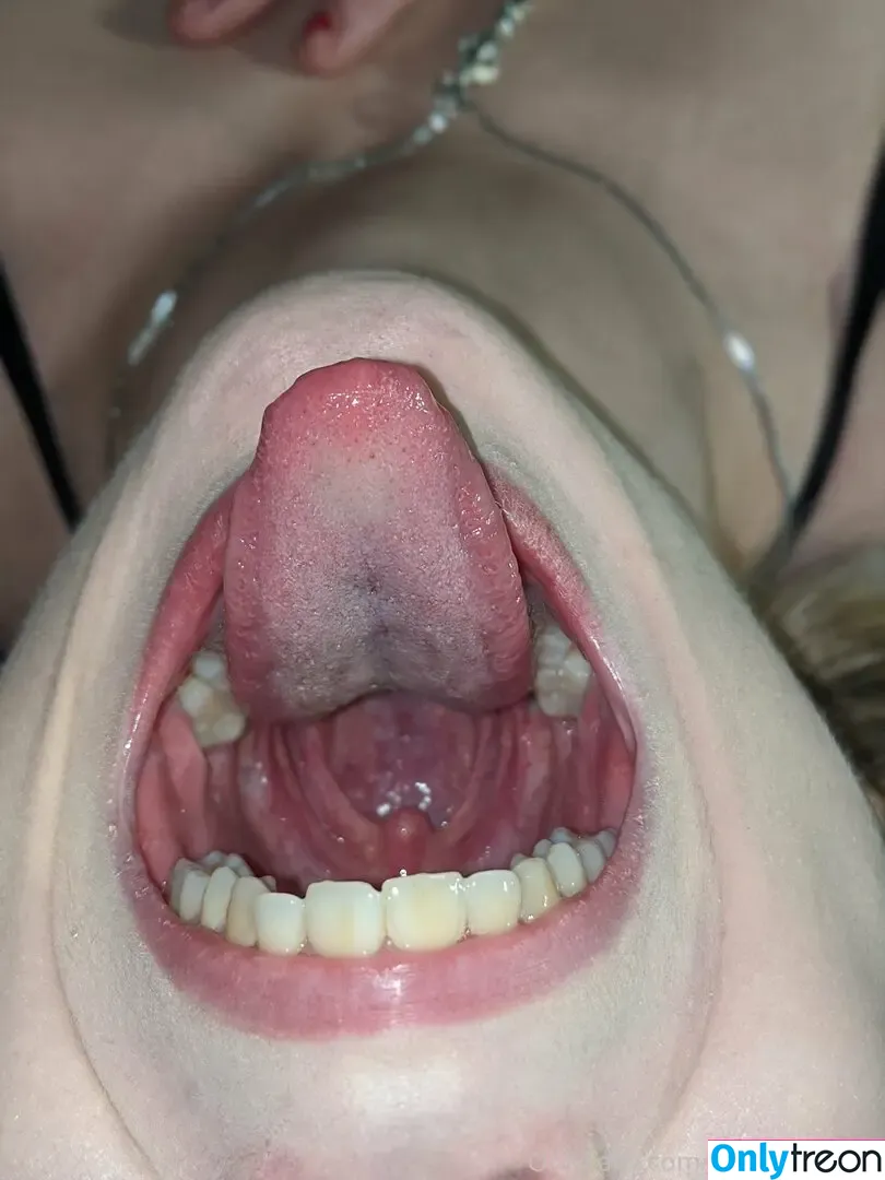 Fetish Vixen nude photo #0023 (Mhysa / fetishvixen / mhysagoddess)