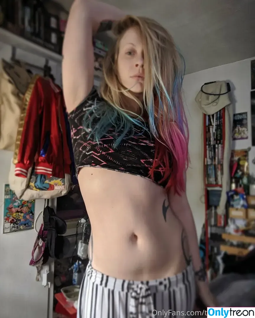 Fetish Vixen nude photo #0160 (Mhysa / fetishvixen / mhysagoddess)