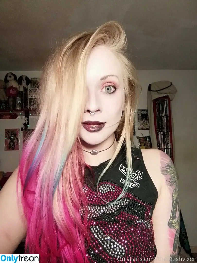 Fetish Vixen nude photo #0207 (Mhysa / fetishvixen / mhysagoddess)
