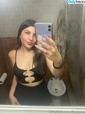  nude photo #0005