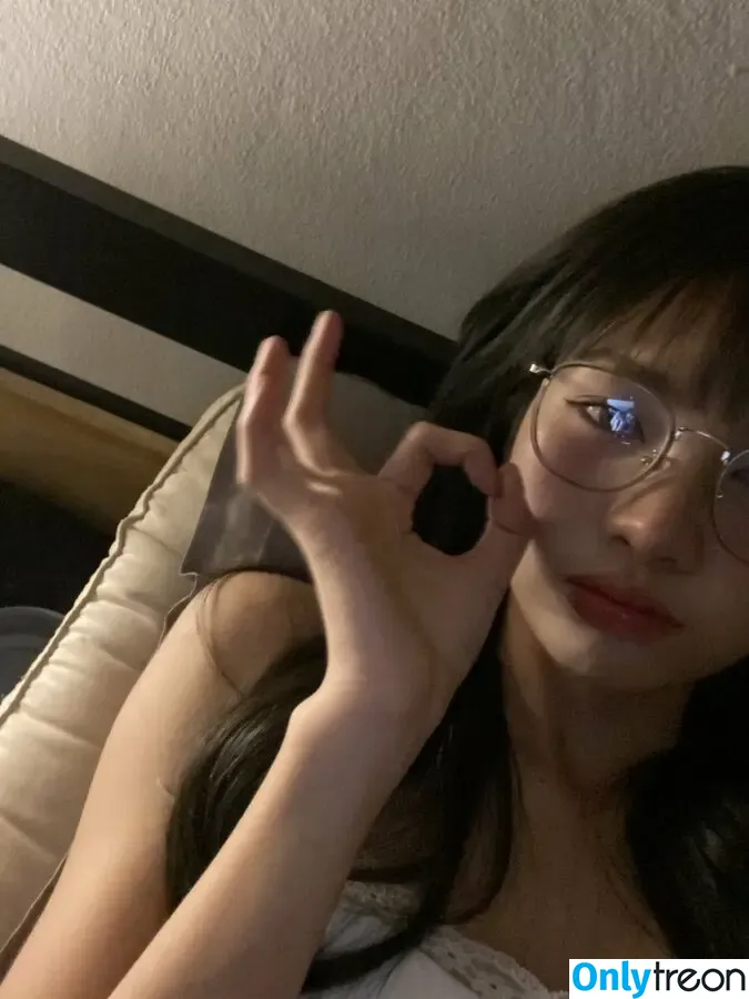 ffhblue nude photo #0015 (ffhblue__ / rblue)