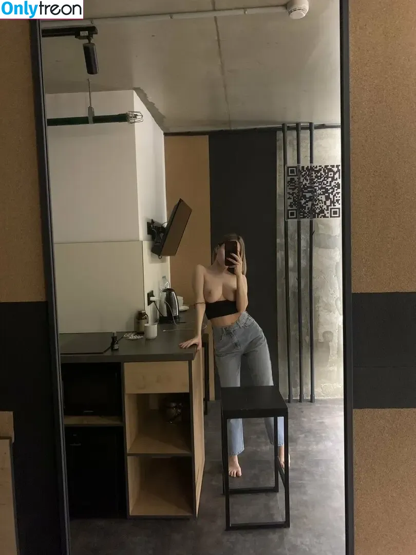 fibiemeow nude photo #0001 (fibiemeoww)