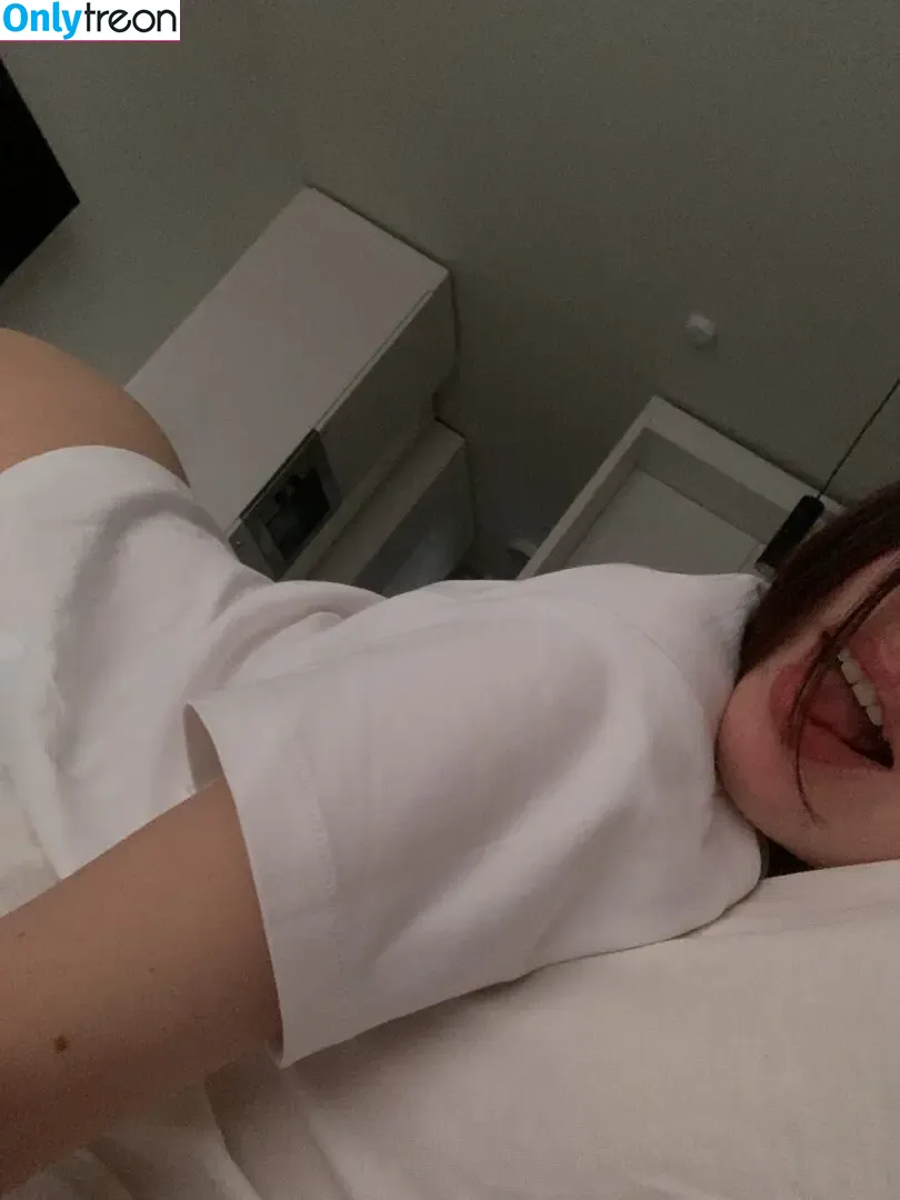 fibiemeow nude photo #0024 (fibiemeoww)