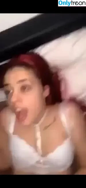  nude photo #0004