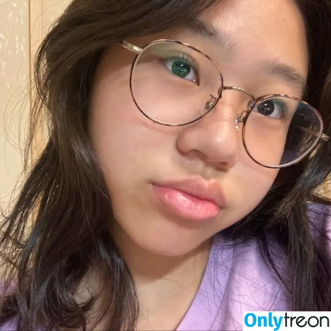 fifi_fionaaa__ nude photo #0012 (Fiona Lim)