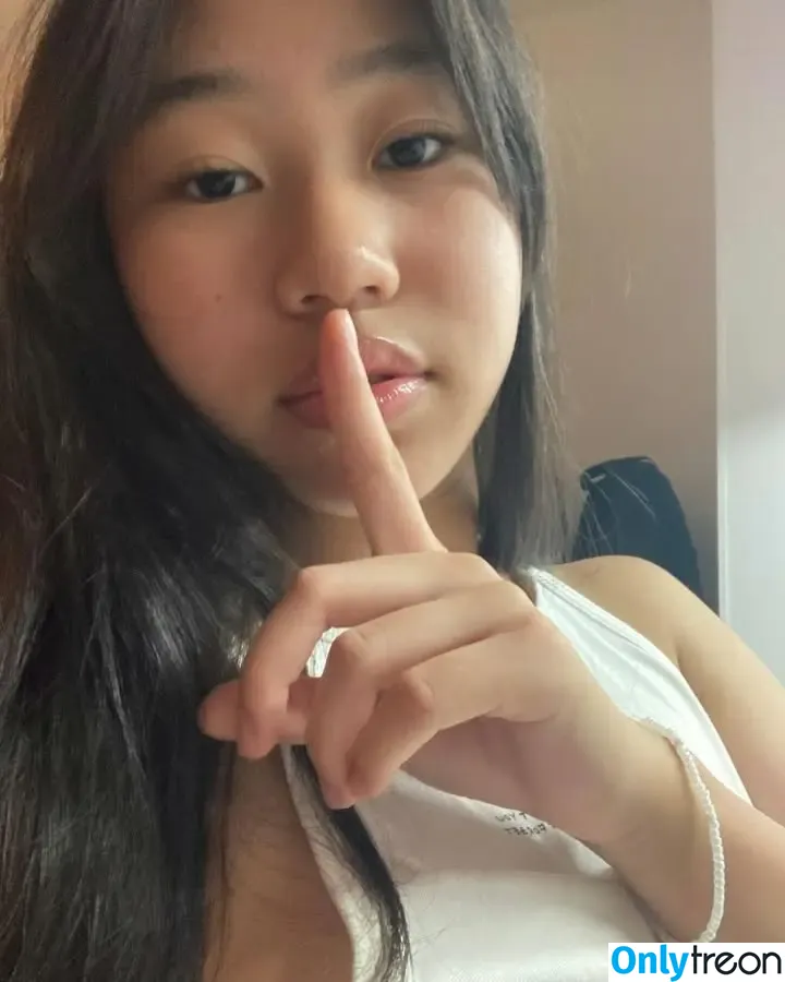 fifi_fionaaa__ nude photo #0024 (Fiona Lim)