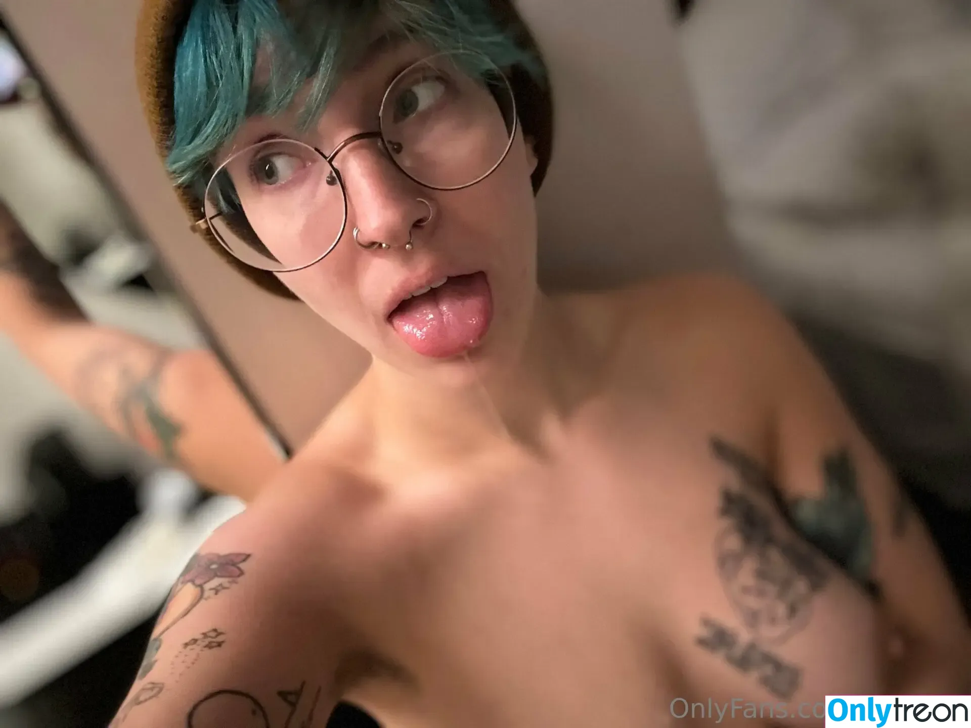 filth_pig nude photo #0003 (filth_pig)
