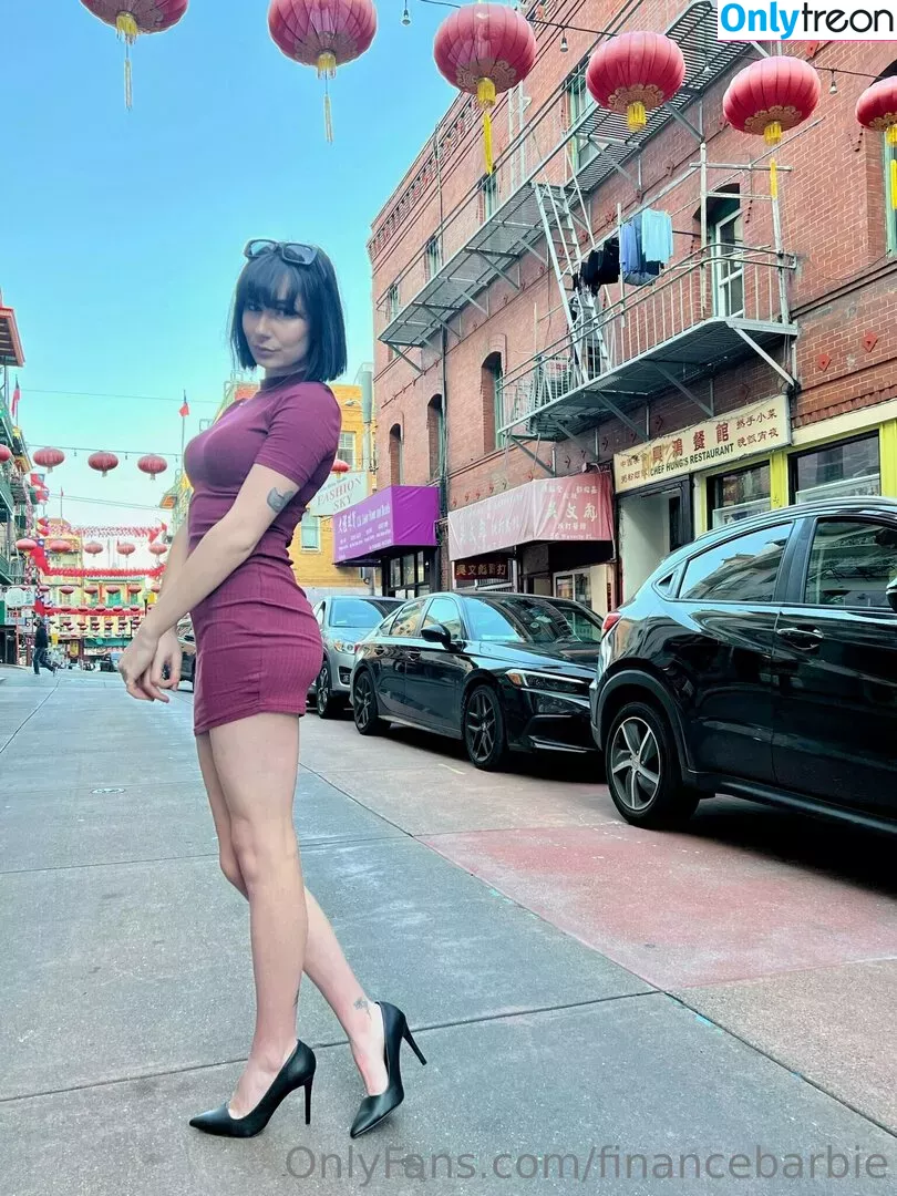 financebarbie nude photo #0032 (financebarbie)