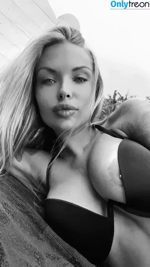  nude photo #0008