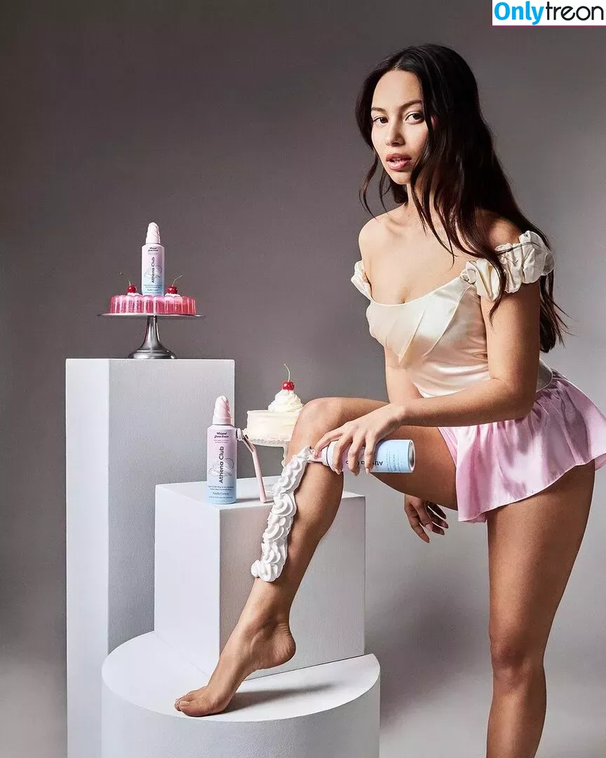Fiona Barron nude photo #0156 (fiona.bl)