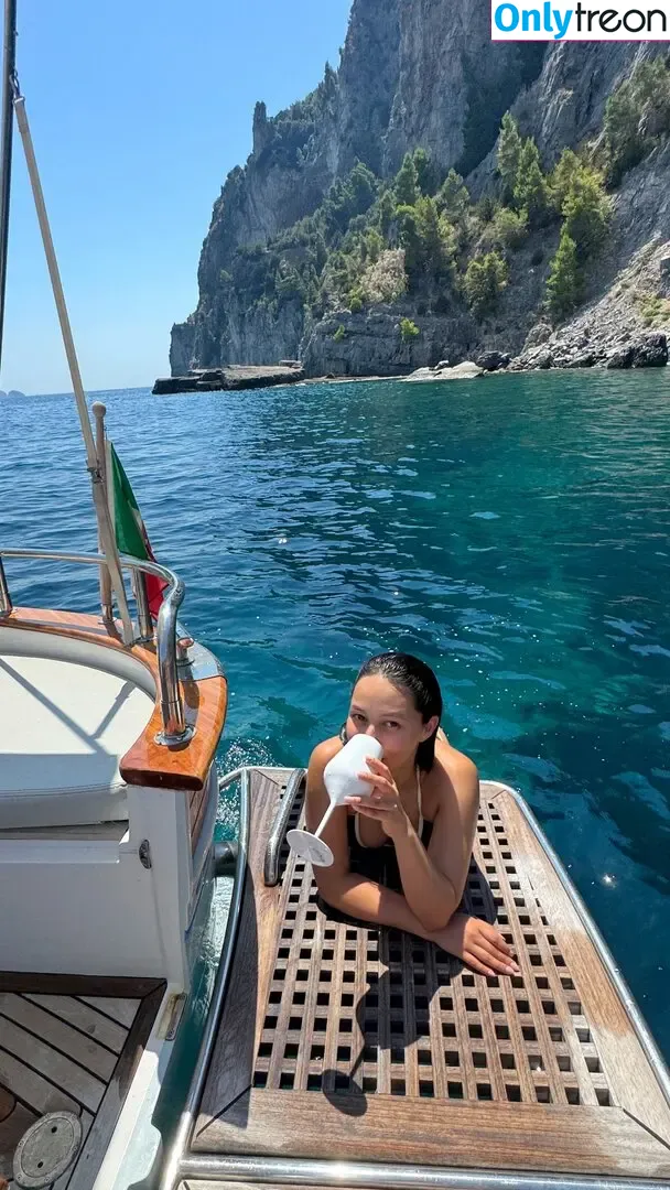 Fiona Barron nude photo #0505 (fiona.bl)