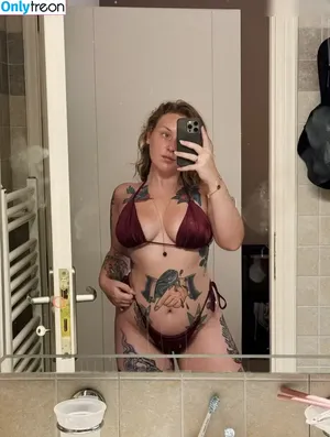  nude photo #0004