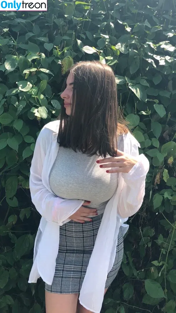 Fiona nude photo #0113 (_allison_fiona_ / fionaallison / fiosrs)