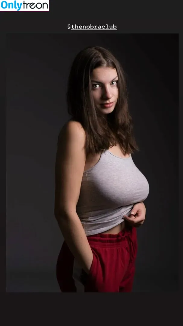 Fiona nude photo #0145 (_allison_fiona_ / fionaallison / fiosrs)