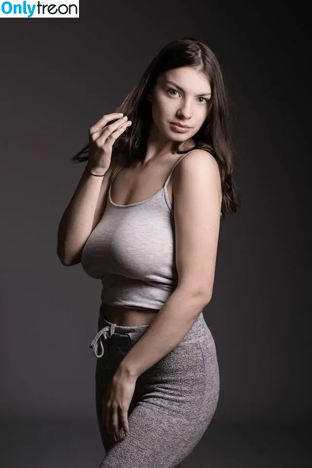 Fiona nude photo #0147 (_allison_fiona_ / fionaallison / fiosrs)