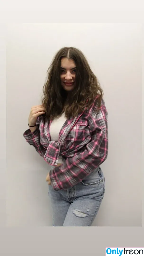 Fiona nude photo #0149 (_allison_fiona_ / fionaallison / fiosrs)