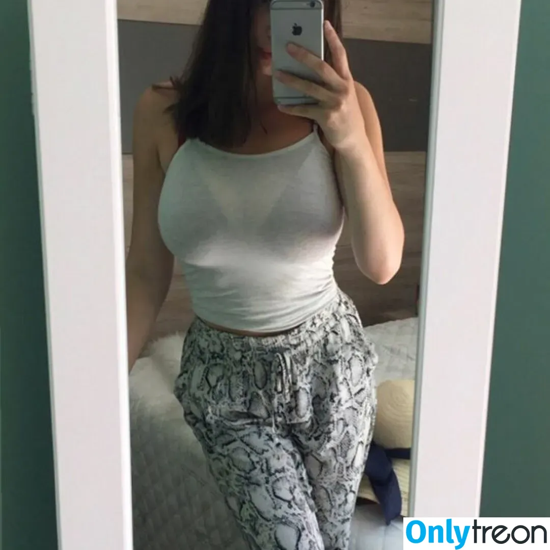 Fiona nude photo #0153 (_allison_fiona_ / fionaallison / fiosrs)