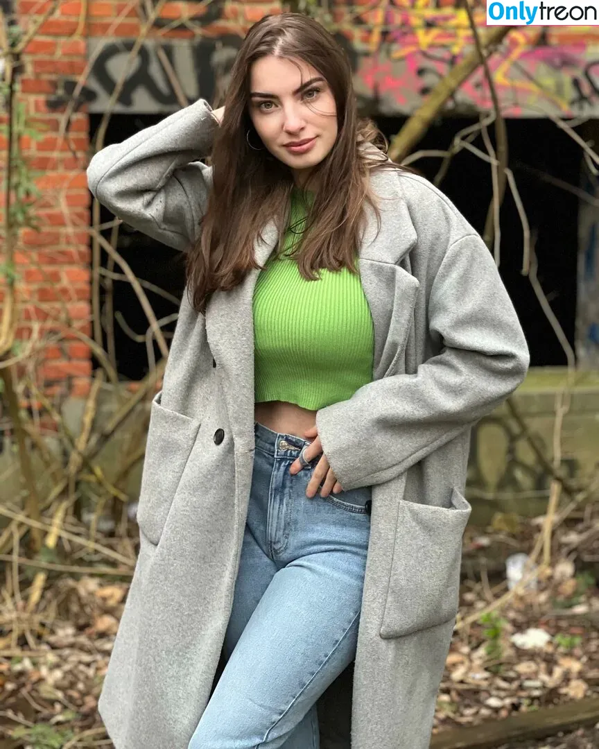 Fiona nude photo #0181 (_allison_fiona_ / fionaallison / fiosrs)
