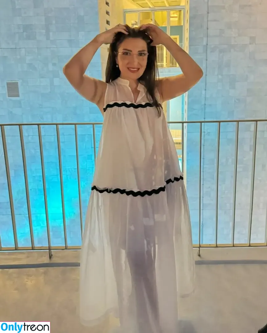 Fiori Dardha nude photo #0022 (fioridardha)