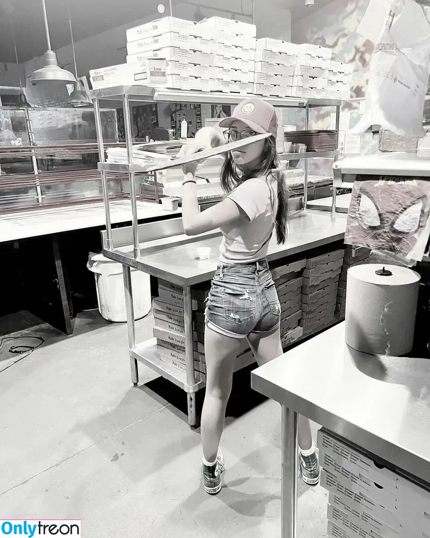 fishtanklive nude photo #0030 (fishtank.live)