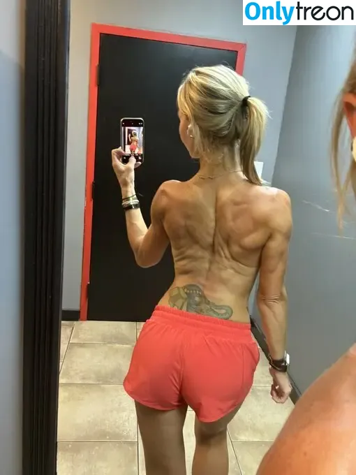 Fit Wife And Mom nude photo #0052 (fitnesswife83 / fitwife1983)