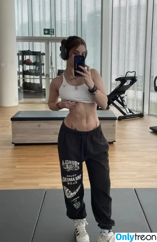 Fitbyalx nude photo #0011 (shylxbxby)
