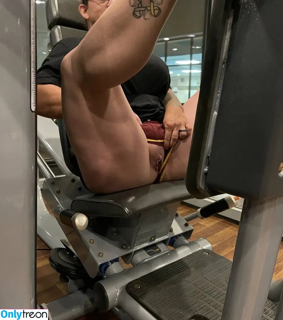 FitWife21 nude photo #0008 (nikiwhitingthefitwife)
