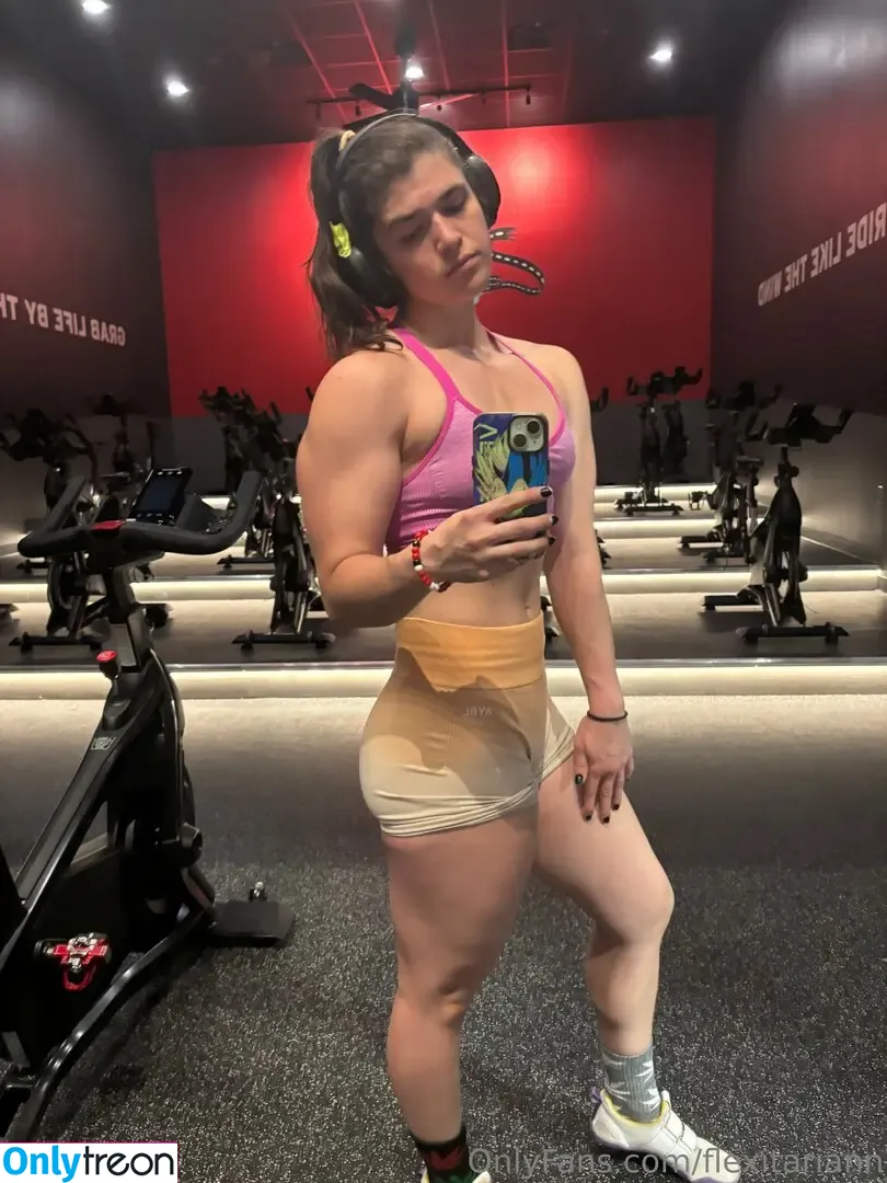 flexitariann nude photo #0025 (flexitariann_)
