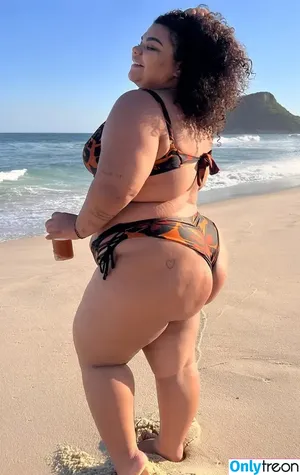 Flora Cruz / floracruzoficial / tianacruz nude photo #0022