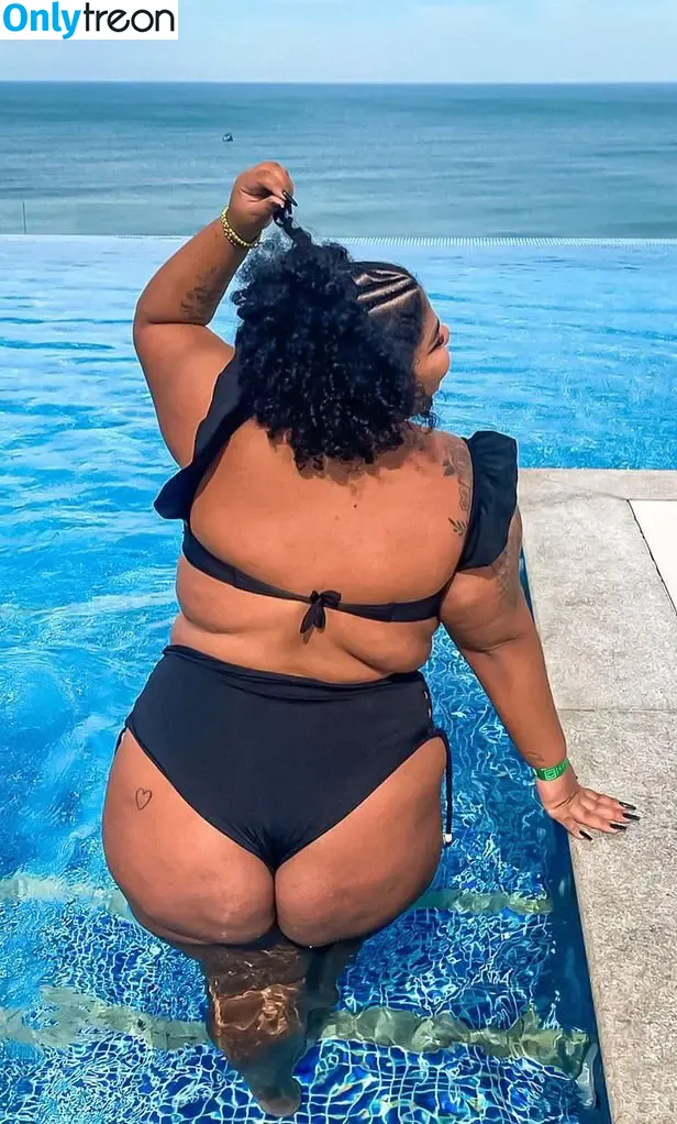 Flora Cruz nude photo #0005 (floracruzoficial / tianacruz)