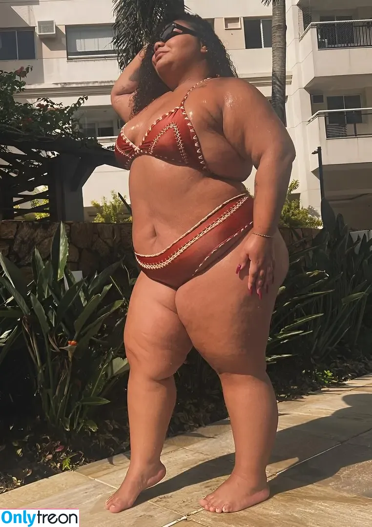 Flora Cruz nude photo #0016 (floracruzoficial / tianacruz)