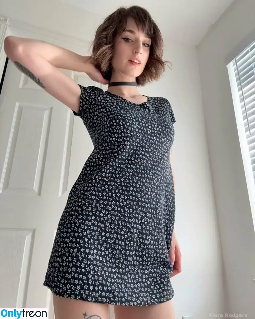 florarodgers nude photo #0432 (floraxrodgers)