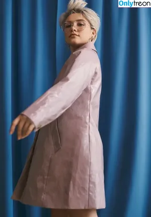 Florence Pugh / florencepugh nude photo #0007