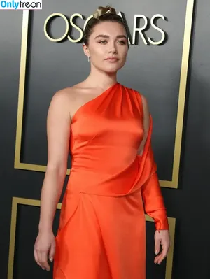 Florence Pugh / florencepugh nude photo #0042