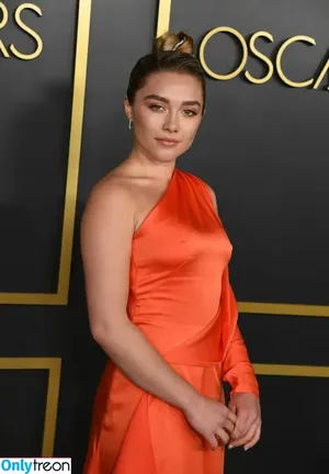 Florence Pugh / florencepugh nude photo #0048