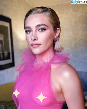 Florence Pugh / florencepugh nude photo #0065