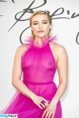 Florence Pugh / florencepugh nude photo #0066