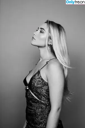 Florence Pugh / florencepugh nude photo #0108