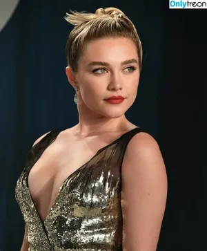 Florence Pugh / florencepugh nude photo #0109